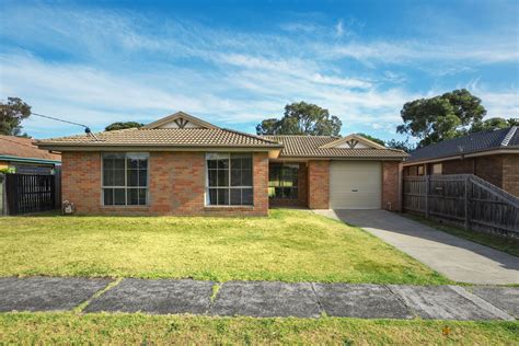 property for rent carrum downs